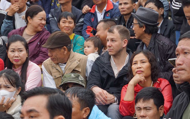 Sới vật gần 700 năm nóng rực đất cảng - Ảnh 10.