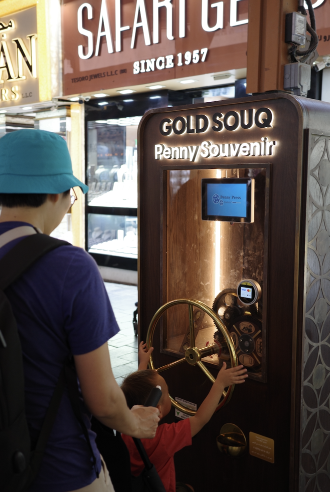 Chợ vàng Dubai tấp nập khách du lịch- Ảnh 13. Chợ vàng Dubai tấp nập khách du lịch- Ảnh 13.