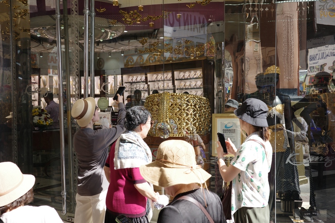 Chợ vàng Dubai tấp nập khách du lịch- Ảnh 3. Chợ vàng Dubai tấp nập khách du lịch- Ảnh 3.