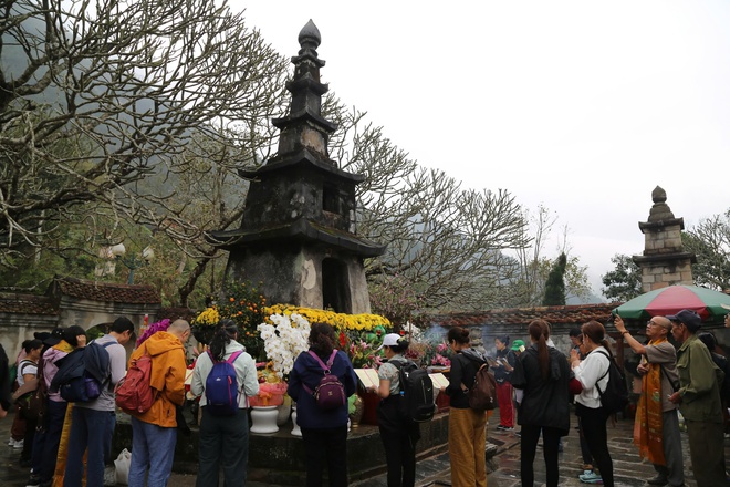 Khai hội xuân Yên Tử trang trọng - Ảnh 8. Khai hội xuân Yên Tử trang trọng - Ảnh 8.