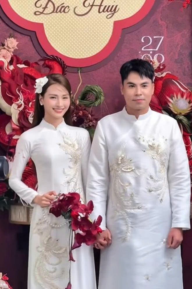 MC 'Bữa trưa vui vẻ' v&agrave; cầu thủ Đức Huy tổ chức lễ ăn hỏi- Ảnh 2.