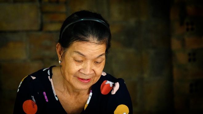 L&agrave;ng gốm L&aacute;i Thi&ecirc;u ng&agrave;y gi&aacute;p tết: Chuyện giữ lửa nghề của 2 thế hệ - Ảnh 1.