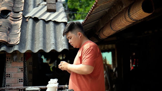 L&agrave;ng gốm L&aacute;i Thi&ecirc;u ng&agrave;y gi&aacute;p tết: Chuyện giữ lửa nghề của 2 thế hệ - Ảnh 8.