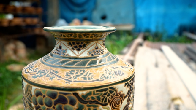 L&agrave;ng gốm L&aacute;i Thi&ecirc;u ng&agrave;y gi&aacute;p tết: Chuyện giữ lửa nghề của 2 thế hệ - Ảnh 11.