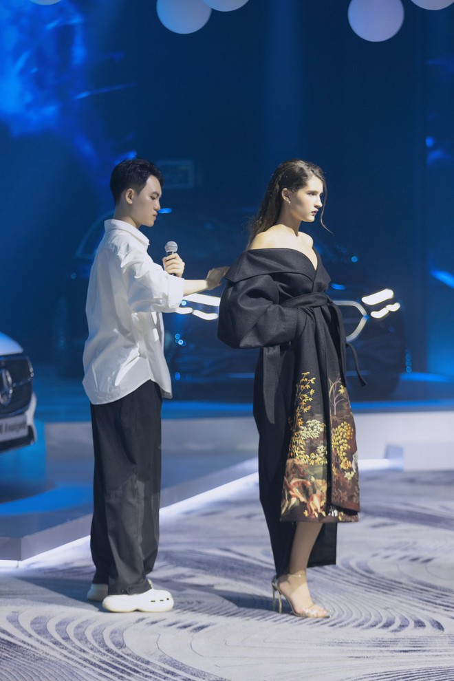 Để NTK Việt được tr&igrave;nh diễn ở quốc tế, điều g&igrave; quan trọng?- Ảnh 7.