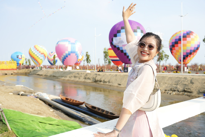 D&agrave;n khinh kh&iacute; cầu, d&ugrave; lượn rực rỡ bầu trời Cần Giờ- Ảnh 6.