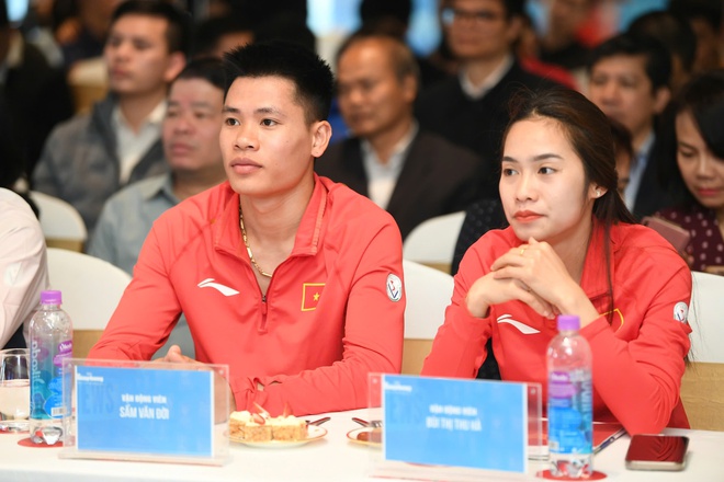 Hơn 12.000 VĐV giải v&ocirc; địch quốc gia marathon: 'Đ&oacute;n &aacute;nh b&igrave;nh minh' tại Kh&aacute;nh H&ograve;a- Ảnh 2.