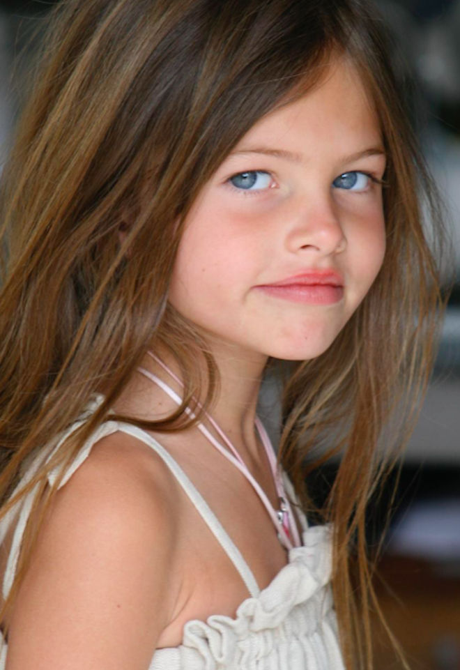 Người mẫu mệt mỏi v&igrave; danh xưng 'c&ocirc; g&aacute;i đẹp nhất thế giới' - Ảnh 1.