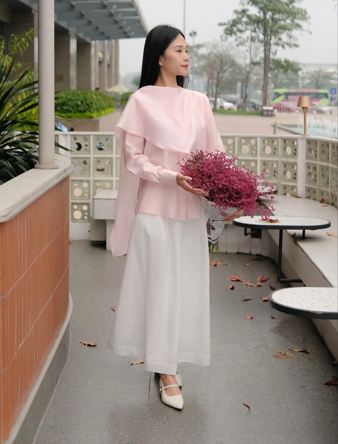 Những bộ cánh sang trọng không đắt tiền 'phải có' trong tủ đồ xuân hè- Ảnh 4.