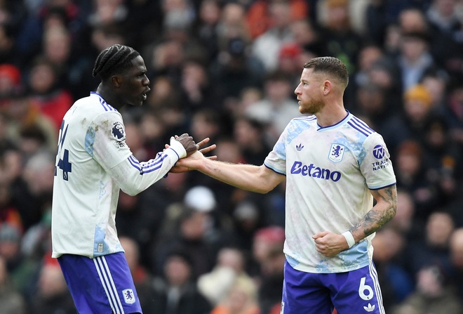 VAR g&acirc;y tranh c&atilde;i, M.U đ&aacute;nh bại Aston Villa trận 'đại chiến' tốp 3- Ảnh 4.