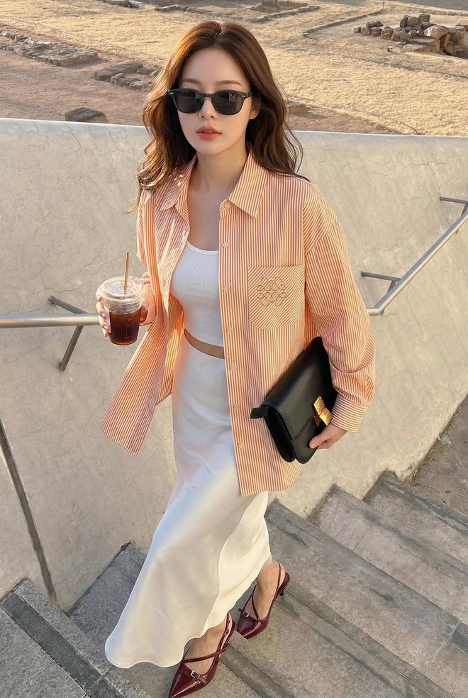 Mặc sơ mi suốt tuần vẫn đẹp nhờ công thức phối đồ thanh lịch- Ảnh 7.