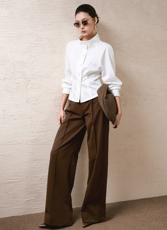 Mẹo phối áo sơ mi tạo nên các bản phối sang trọng mà vẫn thoải  mái - Ảnh 6.