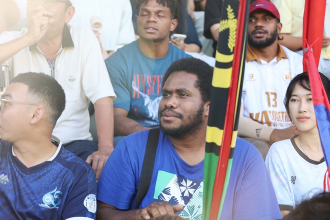 Lưu học sinh quốc tế cũng &lsquo;b&ugrave;ng nổ&rsquo; tr&ecirc;n kh&aacute;n đ&agrave;i TNSV THACO Cup 2026- Ảnh 7.