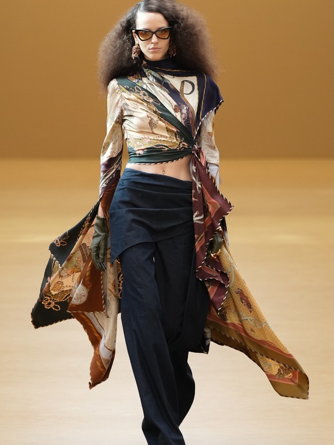 Thắt lưng, kính mát, khăn lụa - phối chuẩn để hóa fashionista mùa hè - Ảnh 6.