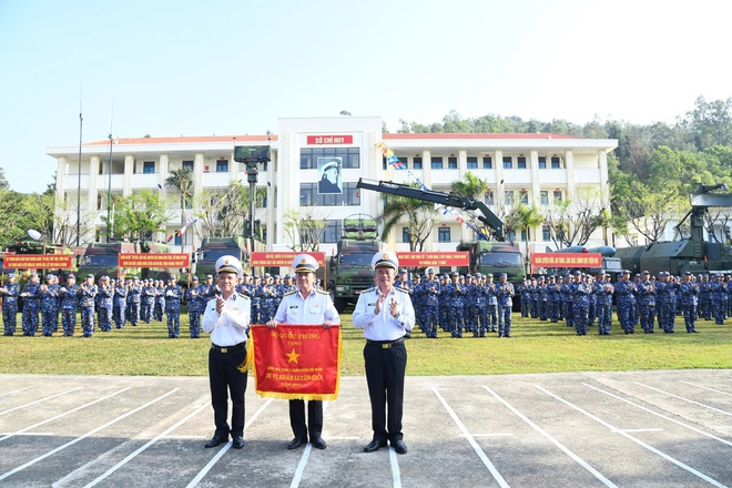 Hải quân ra quân huấn luyện năm 2026, quyết tâm làm chủ vũ khí hiện đại - Ảnh 4.