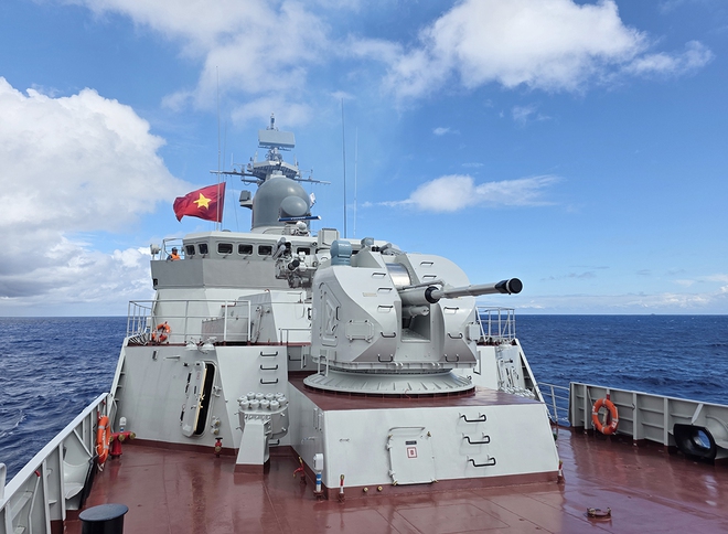 T&agrave;u hộ vệ t&ecirc;n lửa 016-Quang Trung lần đầu ti&ecirc;n cập cảng Sydney- Ảnh 4.