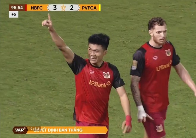 Ninh Bình thắng kịch tính PVF-CAND, Thể Công Viettel đánh bại Bắc Ninh: Cùng vào bán kết Cúp quốc gia- Ảnh 3. Ninh Bình thắng kịch tính PVF-CAND, Thể Công Viettel đánh bại Bắc Ninh: Cùng vào bán kết Cúp quốc gia- Ảnh 3.