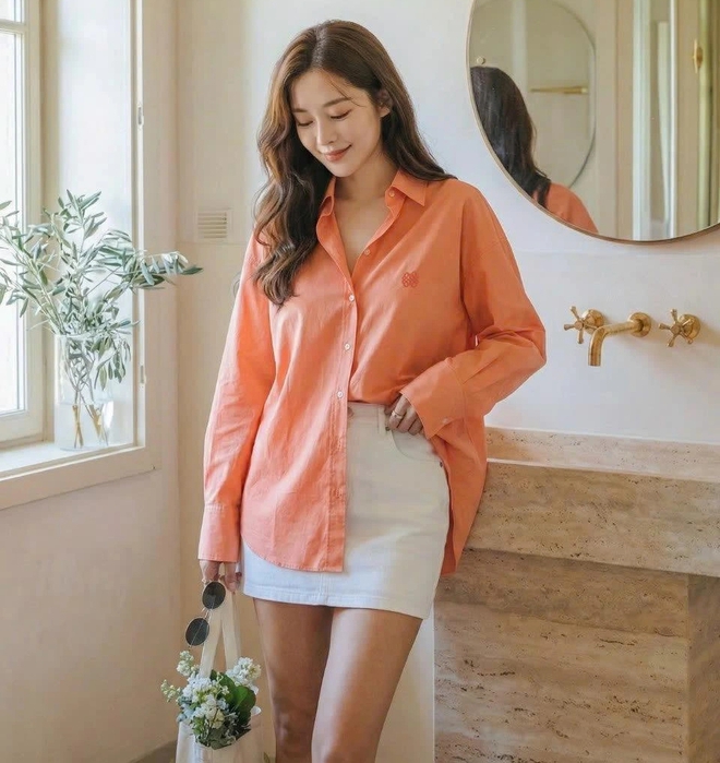 Mini skirt trở lại: Công thức phối giúp váy ngắn dễ mặc và nổi bật- Ảnh 3. Mini skirt trở lại: Công thức phối giúp váy ngắn dễ mặc và nổi bật- Ảnh 3.