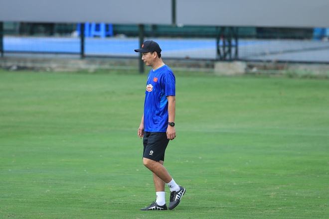 Đội tuyển Việt Nam đón thêm dàn sao Ninh Bình, Xuân Son vẫn phải tập riêng với bác sĩ- Ảnh 14. Đội tuyển Việt Nam đón thêm dàn sao Ninh Bình, Xuân Son vẫn phải tập riêng với bác sĩ- Ảnh 14.