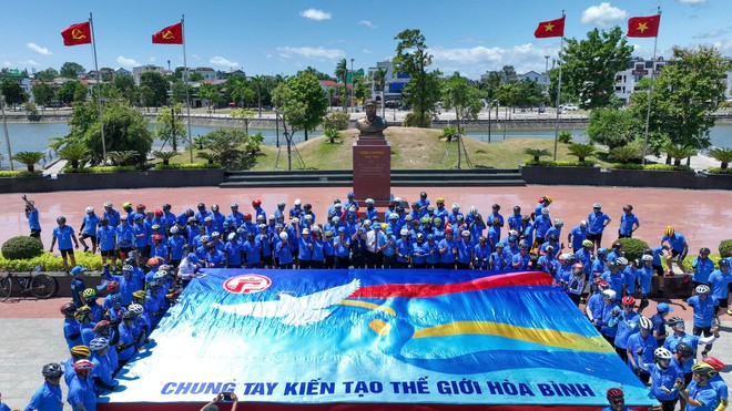 Ng&agrave;y hội đạp xe V&igrave; h&ograve;a b&igrave;nh trở lại Quảng Trị v&agrave;o th&aacute;ng 4- Ảnh 5.