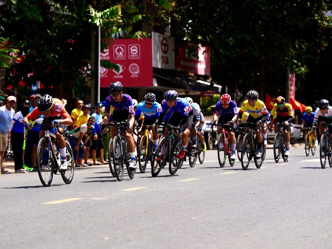 Ng&agrave;y hội đạp xe V&igrave; h&ograve;a b&igrave;nh trở lại Quảng Trị v&agrave;o th&aacute;ng 4- Ảnh 9.