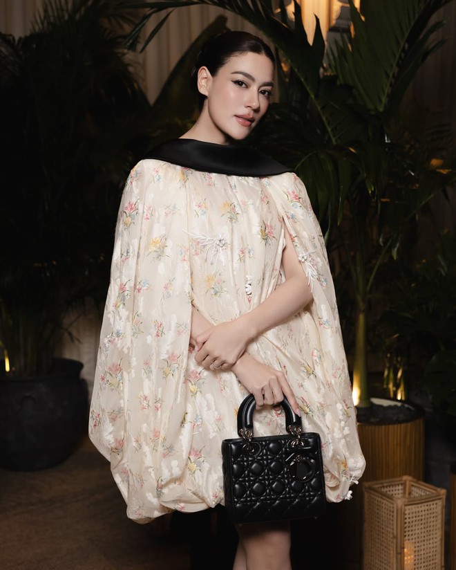 Họa tiết hoa điểm xuyết phong cách hè rực rỡ- Ảnh 5.