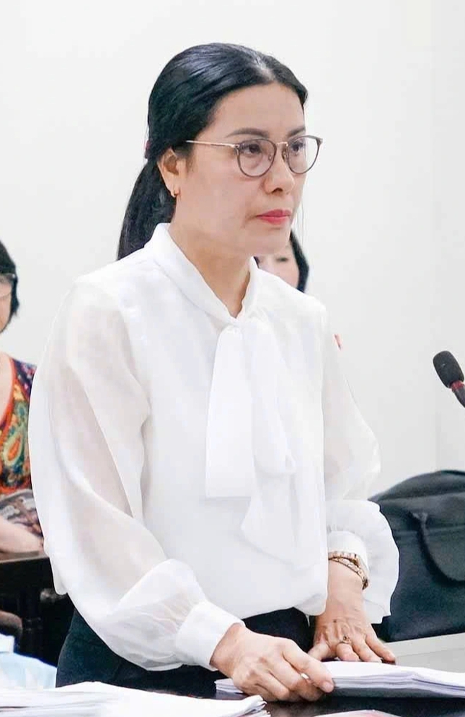 Bị x&eacute;t xử v&igrave; lạm thu tiền học th&ecirc;m 13 năm trước, cựu hiệu trưởng khai g&igrave;?- Ảnh 2.