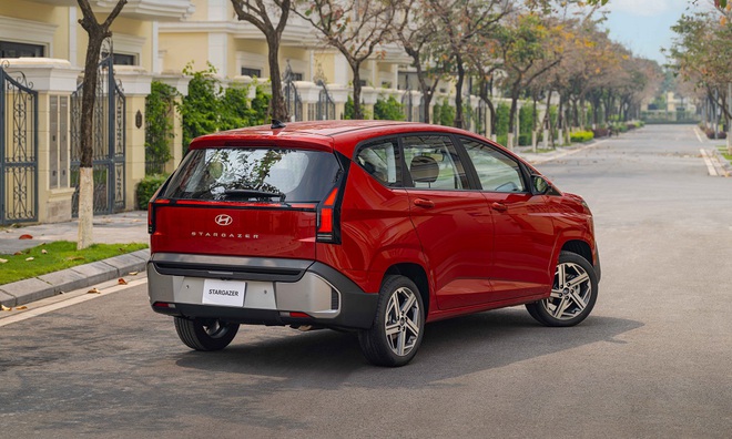 Hyundai Stargazer mới gi&aacute; từ 569 triệu, tiếp tục l&agrave; xe MPV rẻ nhất thị trường Việt - Ảnh 3.