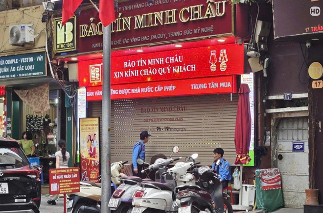 3 cửa h&agrave;ng của Bảo T&iacute;n Minh Ch&acirc;u ở H&agrave; Nội đồng loạt đ&oacute;ng cửa- Ảnh 2.