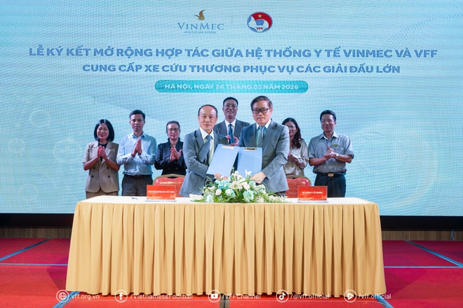 Vinmec cung cấp dịch vụ cứu thương chất lượng cao cho đội tuyển Việt Nam- Ảnh 1.