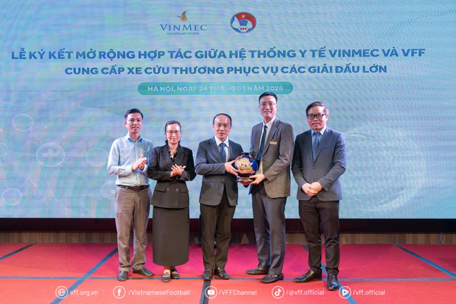 Vinmec cung cấp dịch vụ cứu thương chất lượng cao cho đội tuyển Việt Nam- Ảnh 2.