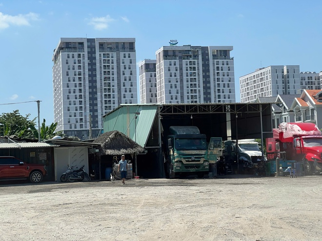 Xử phạt b&atilde;i xe đường V&otilde; Ch&iacute; C&ocirc;ng v&igrave; sử dụng đất sai mục đ&iacute;ch năm 2026 - Ảnh 3.