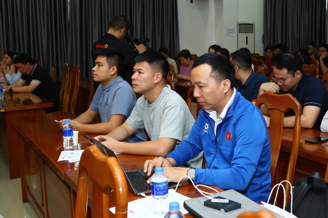 VCK U.15 quốc gia 2026 bốc thăm, xác định 3 bảng đấu cực hấp dẫn- Ảnh 4. VCK U.15 quốc gia 2026 bốc thăm, xác định 3 bảng đấu cực hấp dẫn- Ảnh 4.