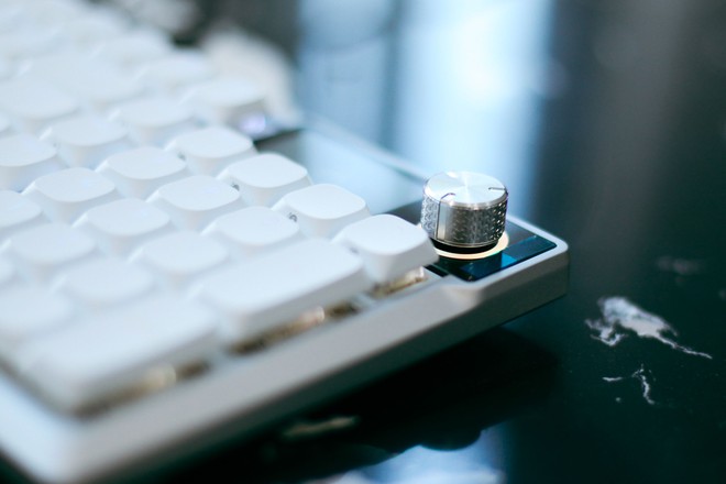 Trải nghiệm bàn phím cơ Vanguard Air 99 Wireless: Mỏng, đẹp, tích hợp nút Stream Deck - Ảnh 7.