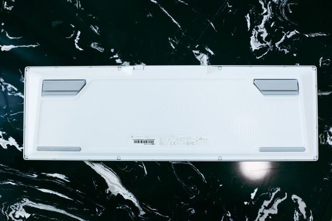 Trải nghiệm bàn phím cơ Vanguard Air 99 Wireless: Mỏng, đẹp, tích hợp nút Stream Deck - Ảnh 4.