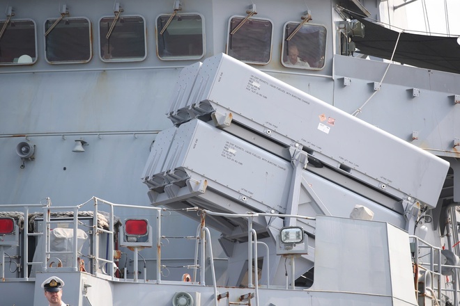 T&agrave;u HMAS Toowoomba của Hải qu&acirc;n &Uacute;c thăm Đ&agrave; Nẵng v&agrave; ph&aacute;t triển quan hệ quốc ph&ograve;ng - Ảnh 4.