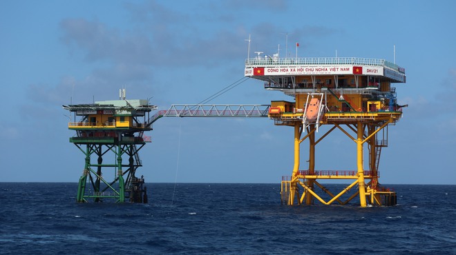 Bầu cử Quốc hội: Ho&agrave;n th&agrave;nh bầu cử sớm nơi c&aacute;ch đất liền 580 km - Ảnh 1.