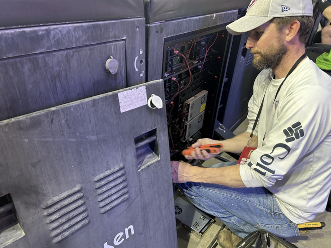 Người Việt ở Mỹ lần đầu trải nghiệm t&aacute;c nghiệp derby th&agrave;nh&hellip; Texas - Ảnh 7.