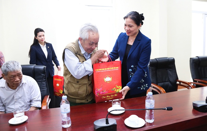 B&agrave; H&agrave; Thị Nga: Địa phương cần mở hướng đi mới, tạo sinh kế bền vững cho người d&acirc;n- Ảnh 6.