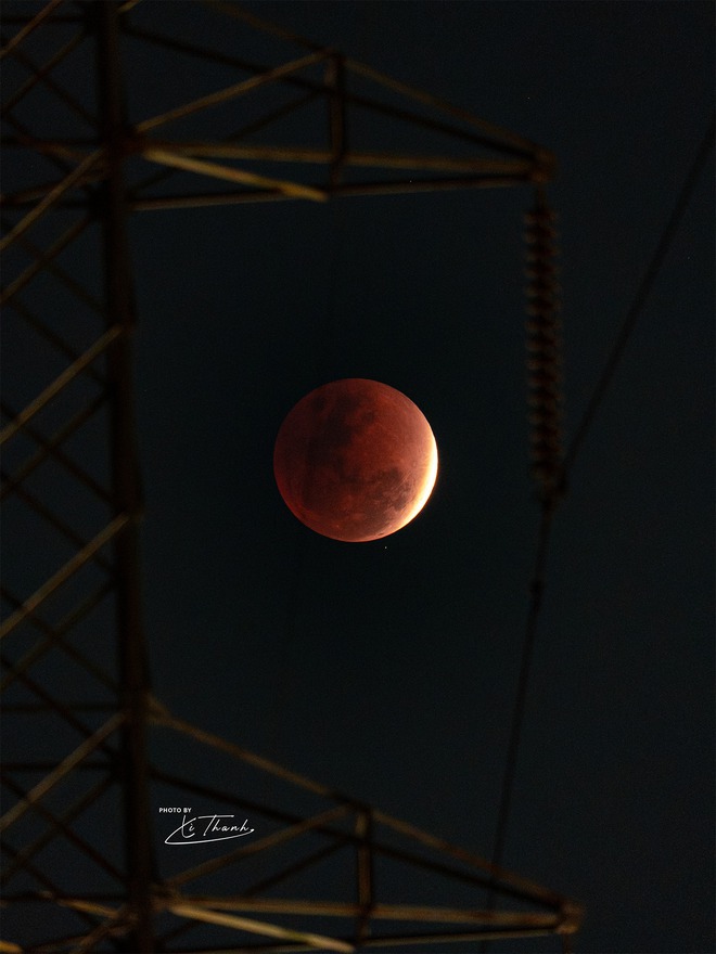Tối nay 5.3, chi&ecirc;m ngưỡng ảnh chụp nguyệt thực ở TP.HCM đang g&acirc;y sốt mạng x&atilde; hội - Ảnh 10.