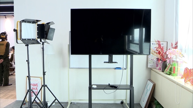 Vụ &lsquo;X&ocirc;i Lạc TV&rsquo;: Bắt b&igrave;nh luận vi&ecirc;n &lsquo;Batman&rsquo;&rsquo;, &lsquo;Người Rơm&rsquo;&hellip; v&agrave; thu 300 tỉ đồng - Ảnh 5.