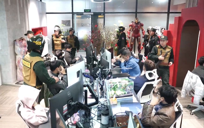 Vụ &lsquo;X&ocirc;i Lạc TV&rsquo;: Bắt b&igrave;nh luận vi&ecirc;n &lsquo;Batman&rsquo;&rsquo;, &lsquo;Người Rơm&rsquo;&hellip; v&agrave; thu 300 tỉ đồng - Ảnh 2.