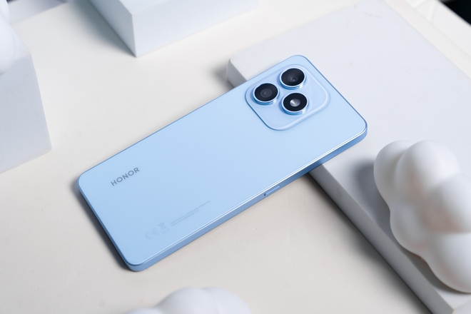 Honor đưa smartphone pin 7.000 mAh, giá 8 triệu đồng về Việt Nam - Ảnh 3.
