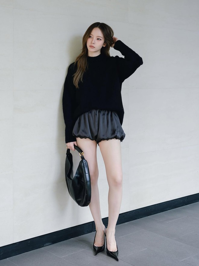 Quần shorts thoải mái cho nàng tự tin xuống phố trong ngày nắng đầu hè- Ảnh 1.