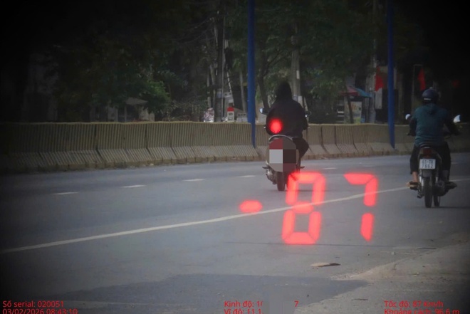 CSGT TP.HCM siết tốc độ trên Quốc lộ 13, có tài xế chạy hơn 100 Km/h - Ảnh 4.