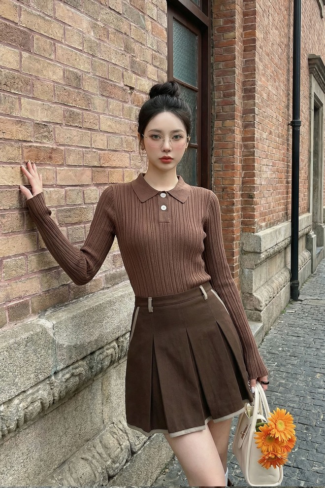 Những mẫu áo đẹp nhất nên phối cùng chân váy xếp ly  - Ảnh 6.