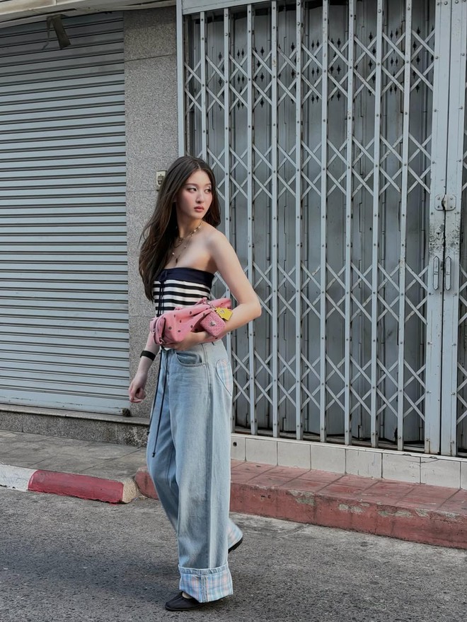 Làm mới tủ đồ mùa hè với quần jeans ống rộng trẻ trung - Ảnh 8.