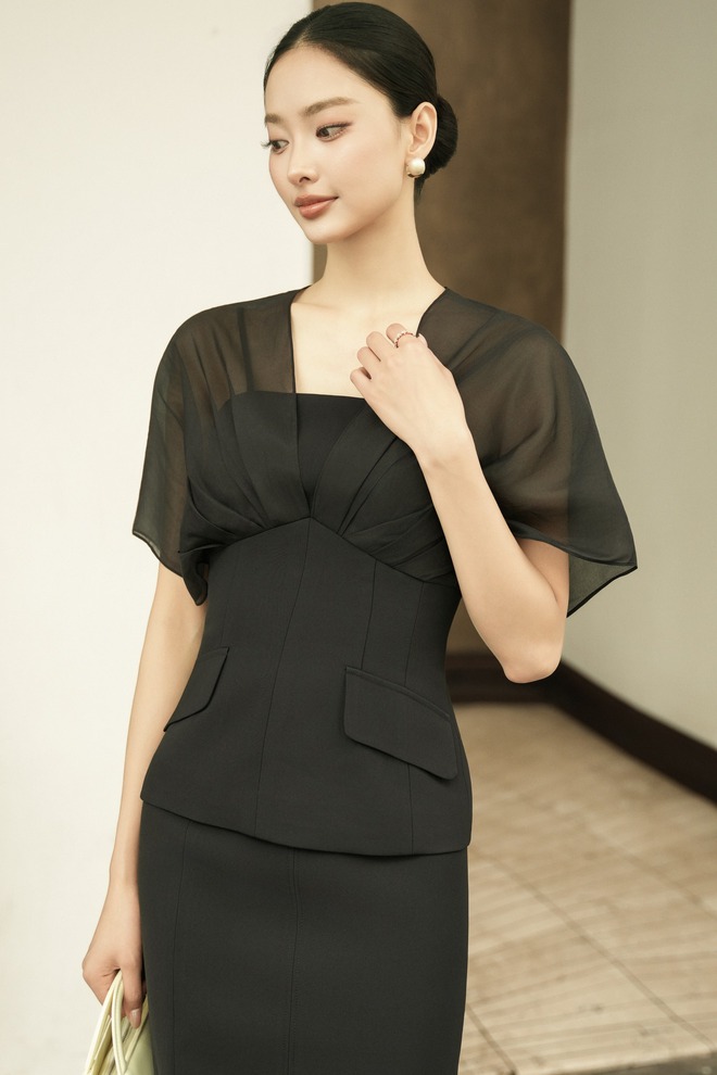 Dễ mặc, dễ đẹp khi diện trang phục đồng màu - Ảnh 8.