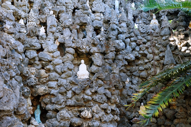 Khám phá chùa Từ Vân, kiệt tác từ san hô và vỏ ốc- Ảnh 18. Khám phá chùa Từ Vân, kiệt tác từ san hô và vỏ ốc- Ảnh 18.