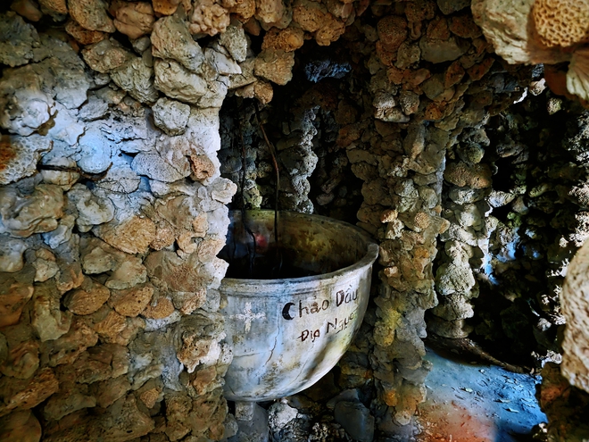 Khám phá chùa Từ Vân, kiệt tác từ san hô và vỏ ốc- Ảnh 16. Khám phá chùa Từ Vân, kiệt tác từ san hô và vỏ ốc- Ảnh 16.